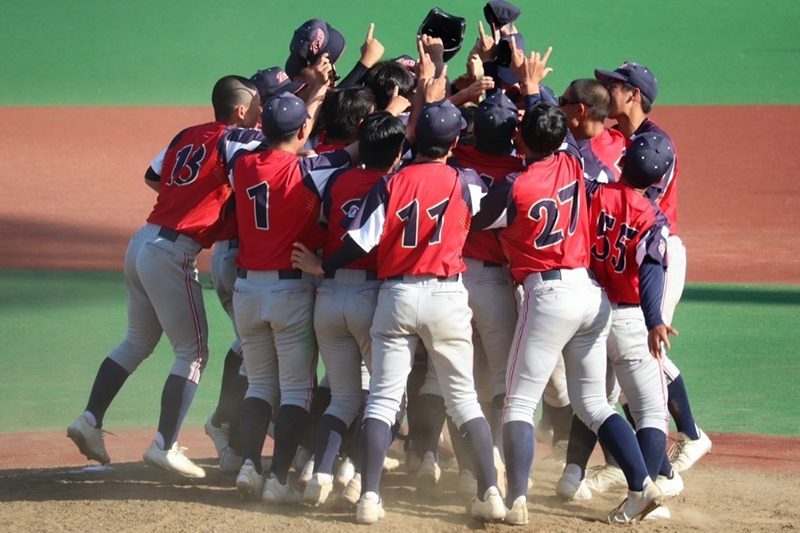 2年ぶり3度目の優勝を飾った京葉ボーイズ【写真：日本少年野球連盟提供】