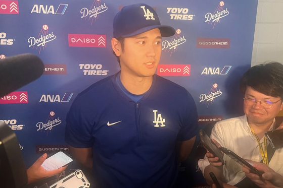 大谷翔平、腰の張りは“軽傷”「まぁ大事をとって」　取材対応で説明