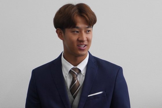 元広島右腕がマーリンズとマイナー契約　会見にはGMのラミレス氏も同席