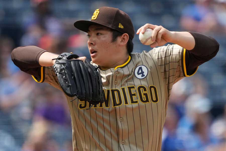 ロイヤルズ戦に登板したパドレス・松井裕樹【写真：Getty Images】