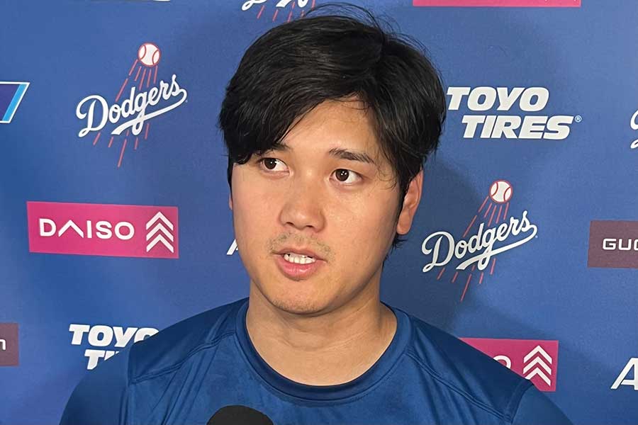 試合後に取材に応じたドジャース・大谷翔平【写真：小谷真弥】