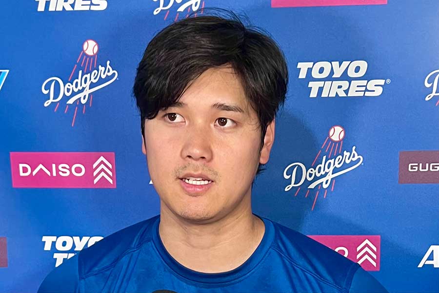 試合後に取材に応じたドジャース・大谷翔平【写真：小谷真弥】