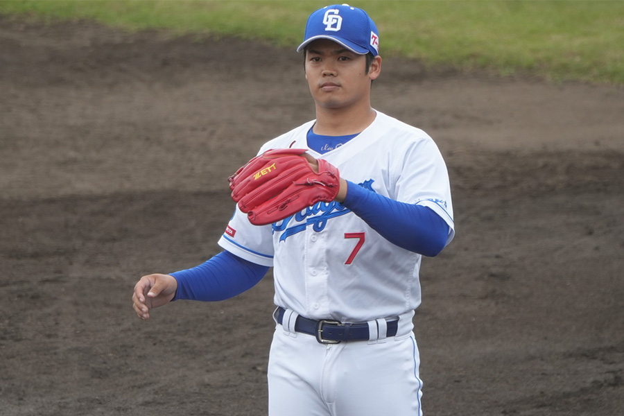 中日・根尾昂【写真：町田利衣】