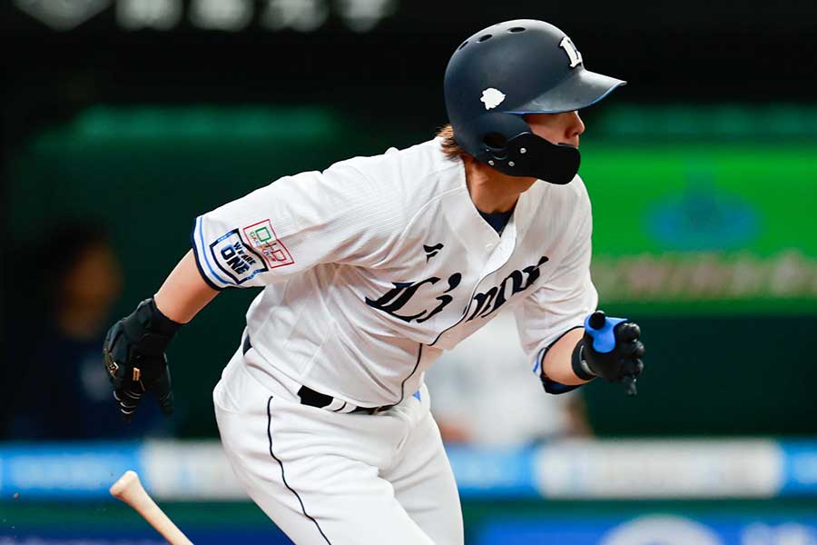 西武・山村崇嘉【写真：小池義弘】