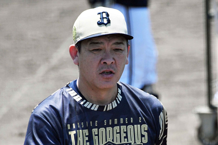 オリックス・厚澤和幸投手コーチ【写真：北野正樹】