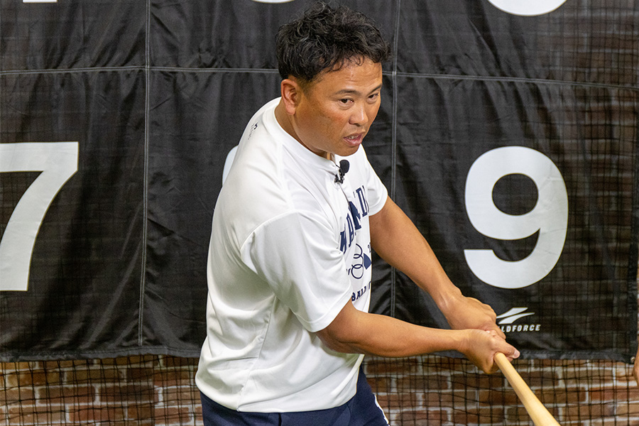 関メディベースボール学院の井戸伸年総監督【写真：伊藤賢汰】