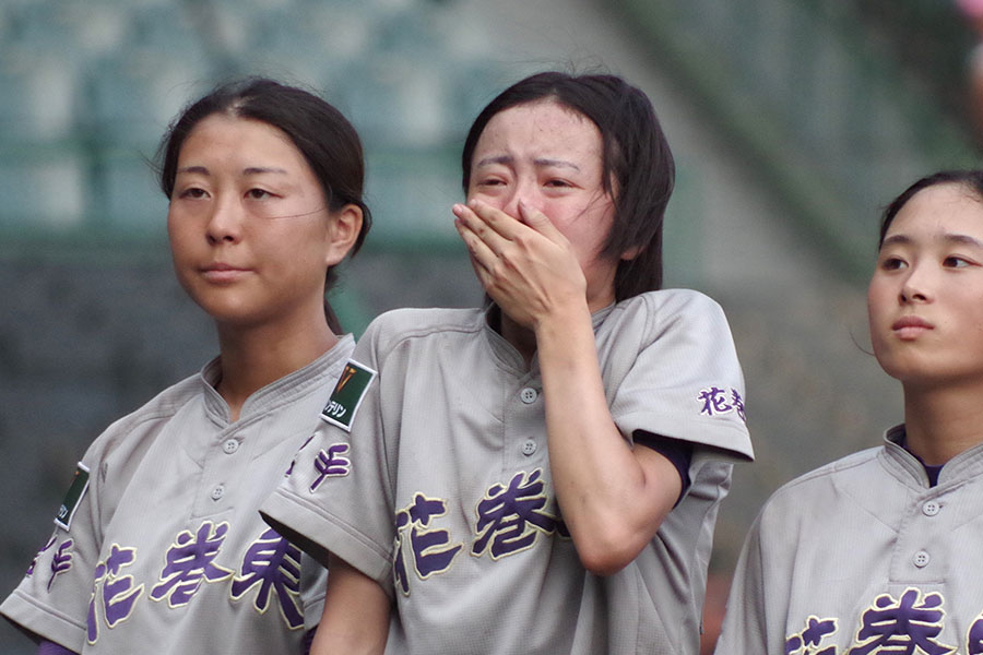 決勝戦に出場した花巻東主将・佐々木秋羽さん（中央）【写真：喜岡桜】