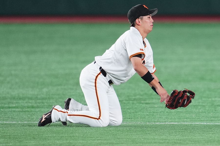 阪神戦で好守を披露した巨人・門脇誠【写真：イワモトアキト】