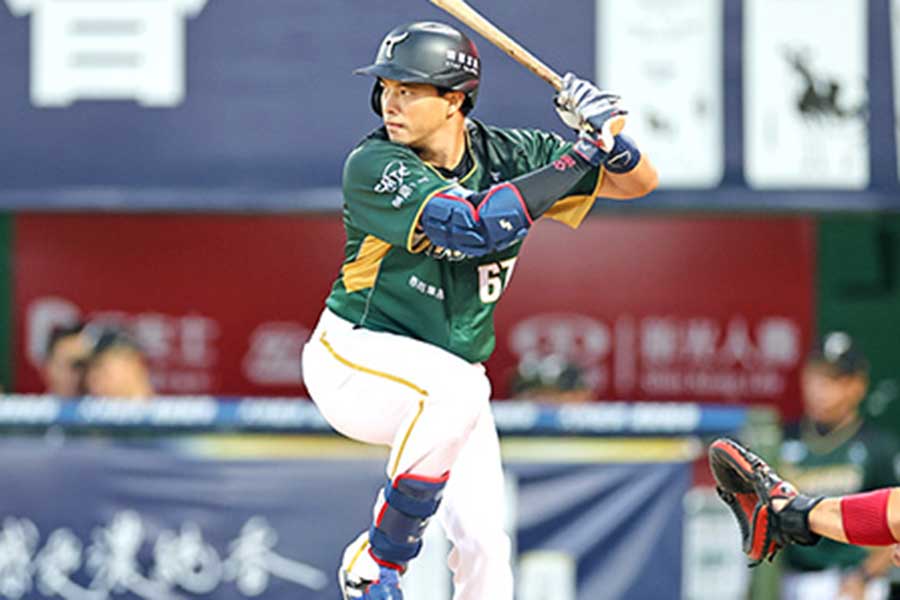 新球団台鋼ホークスから1位指名された元西武・呉念庭【写真提供：CPBL】