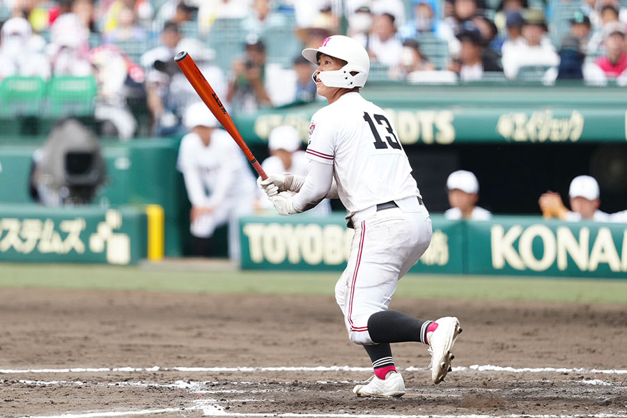 東海大相模戦に「3番・一塁」で出場した広陵・松村悠叶【写真：小林靖】