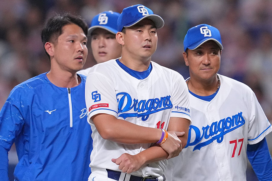 阪神戦に登板した中日・小笠原慎之介【写真提供：産経新聞社】