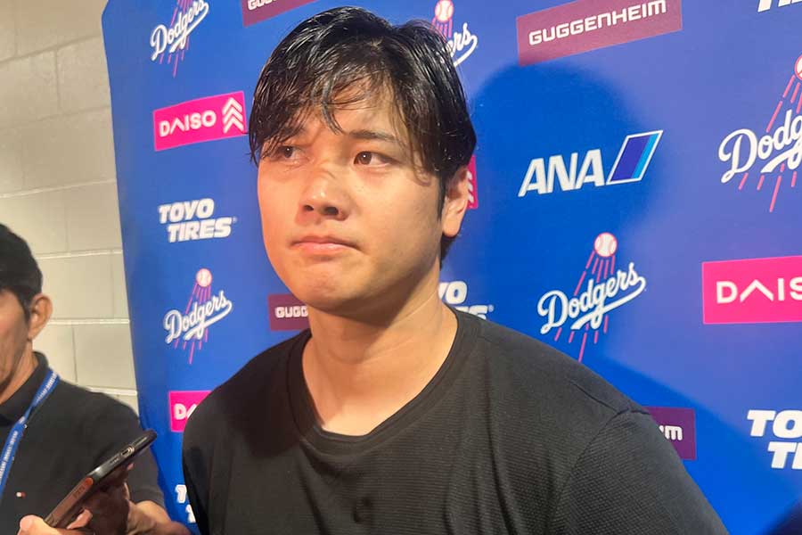 試合後に取材に応じたドジャース・大谷翔平【写真：川村虎大】