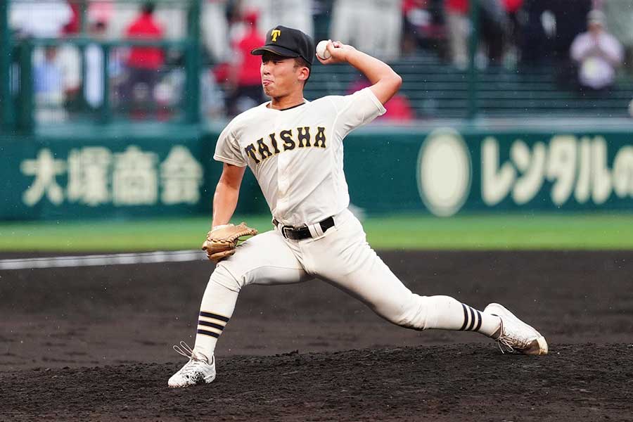 神村学園戦に登板した大社・馬庭優太【写真：小林靖】