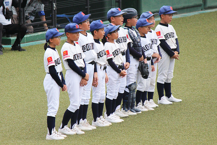 鹿児島代表の国分小軟式野球スポーツ少年団【写真：内田勝治】