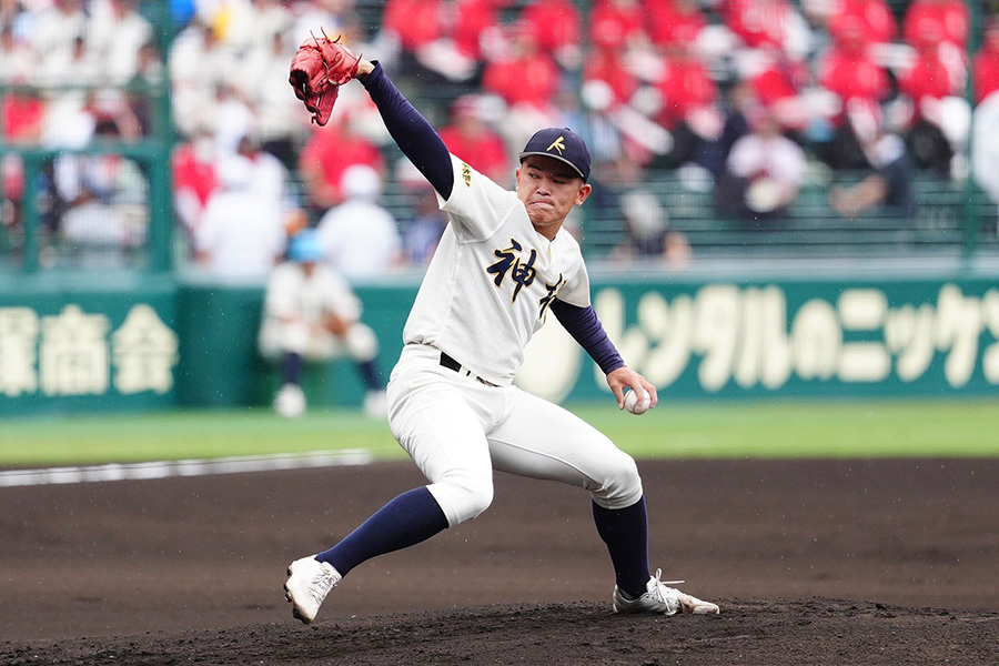 大社戦に登板した神村学園・今村拓未【写真：小林靖】