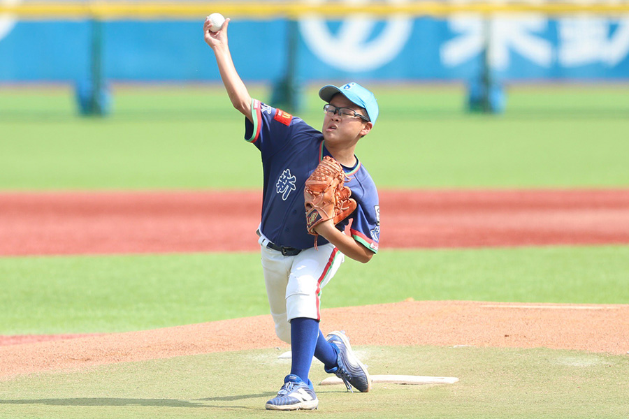 庄司七翔（写真）らの継投で勝利した新家スターズ【写真：加治屋友輝】