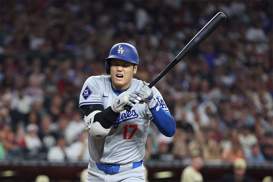 死球を受けたドジャース・大谷翔平【写真：Getty Images】