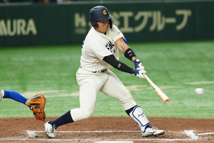 大商大・渡部聖弥【写真：小林靖】