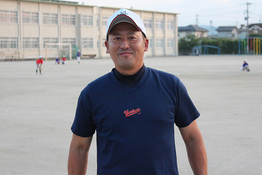 伊左座ヤンキースの豊沢志臣監督【写真：内田勝治】