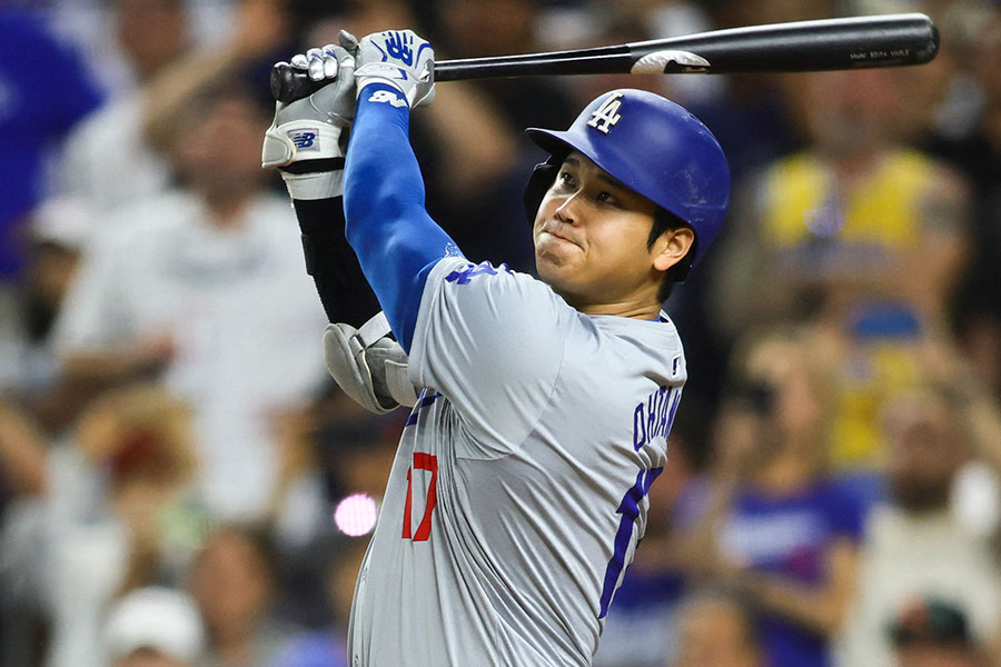 マーリンズ戦で50号を放ったドジャース・大谷翔平【写真：ロイター】