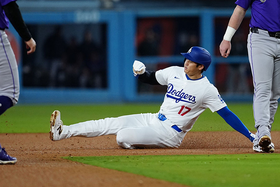 52盗塁目を成功させたドジャース・大谷翔平【写真：荒川祐史】