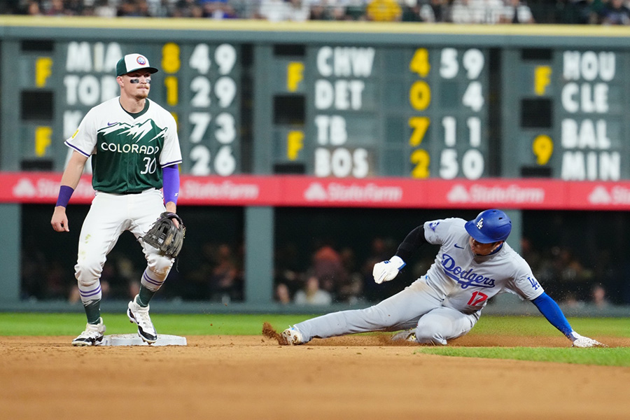 59盗塁目を決めたドジャース・大谷翔平【写真：荒川祐史】