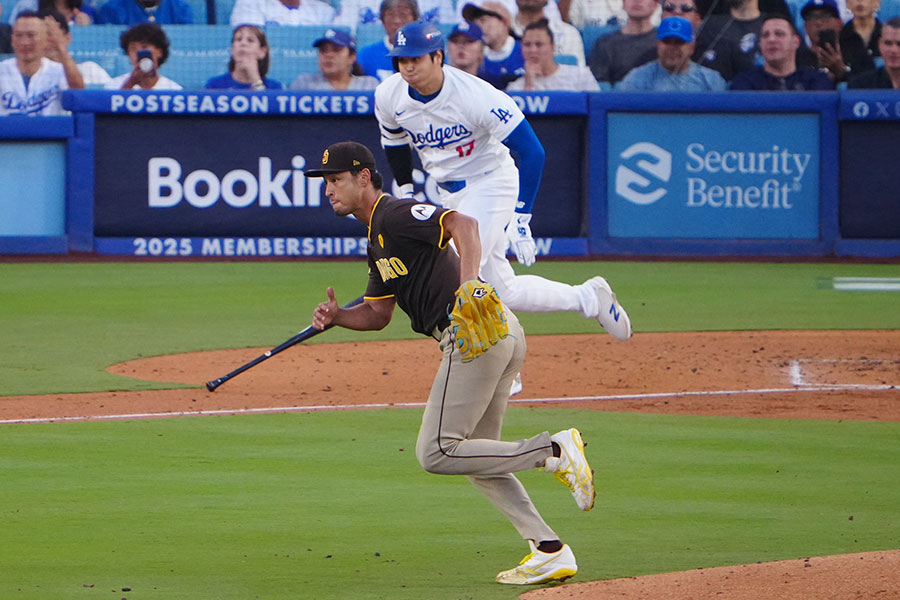 ドジャース・大谷翔平とパドレス・ダルビッシュ有が対戦した【写真：荒川祐史】