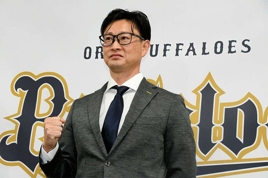 就任会見に臨んだオリックス・岸田護新監督【写真：北野正樹】