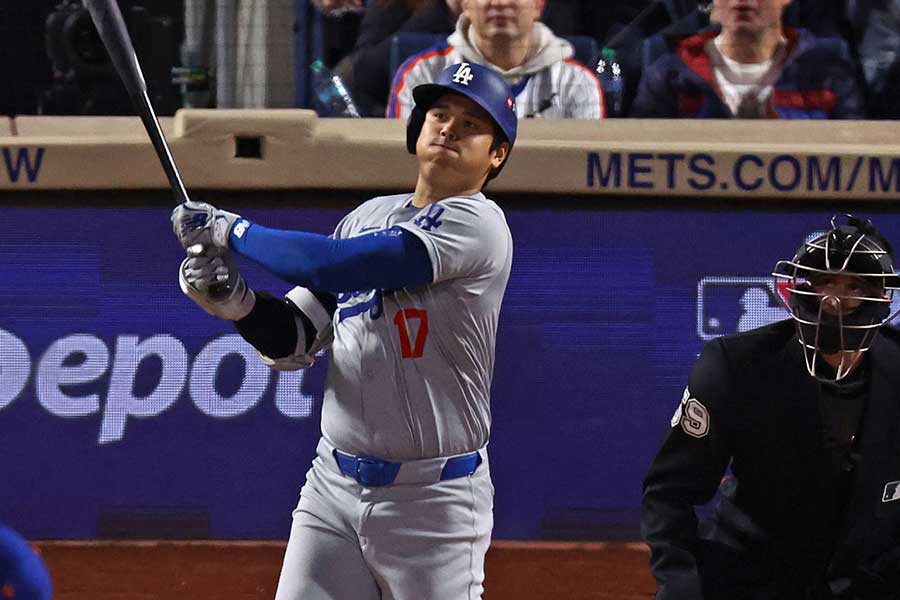 先頭打者弾を放ったドジャース・大谷翔平【写真：ロイター】