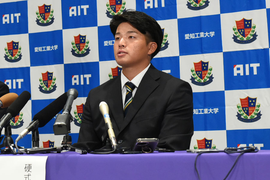 ヤクルトから1位指名を受けた愛知工業大・中村優斗【写真：真田一平】