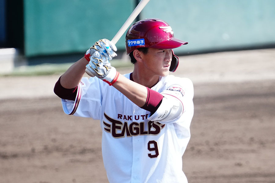 楽天・吉野創士【写真：荒川祐史】