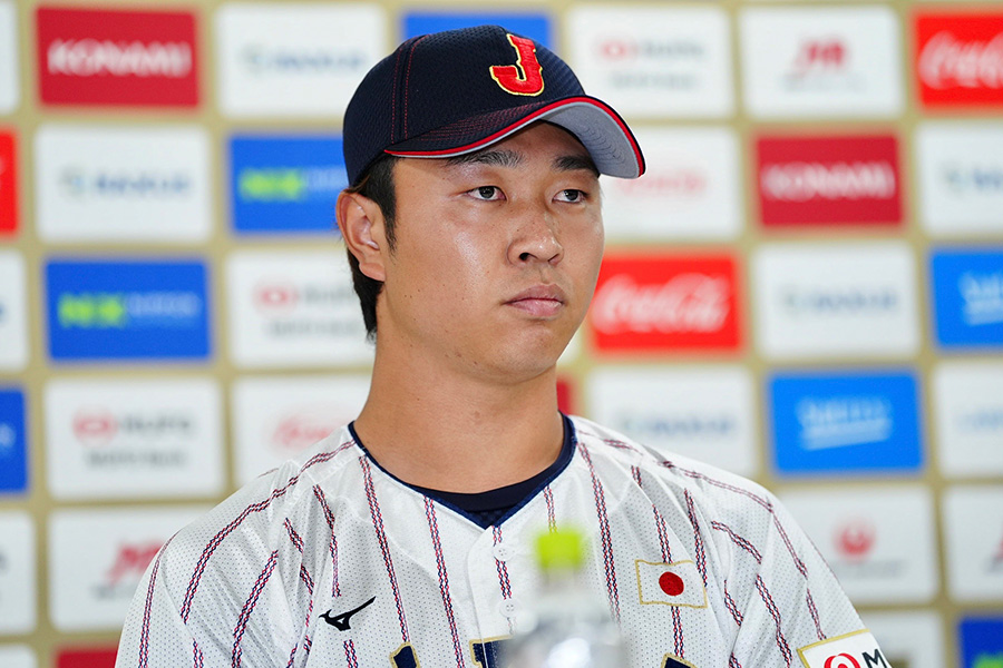 会見に出席した侍ジャパン・高橋宏斗【写真：小林靖】