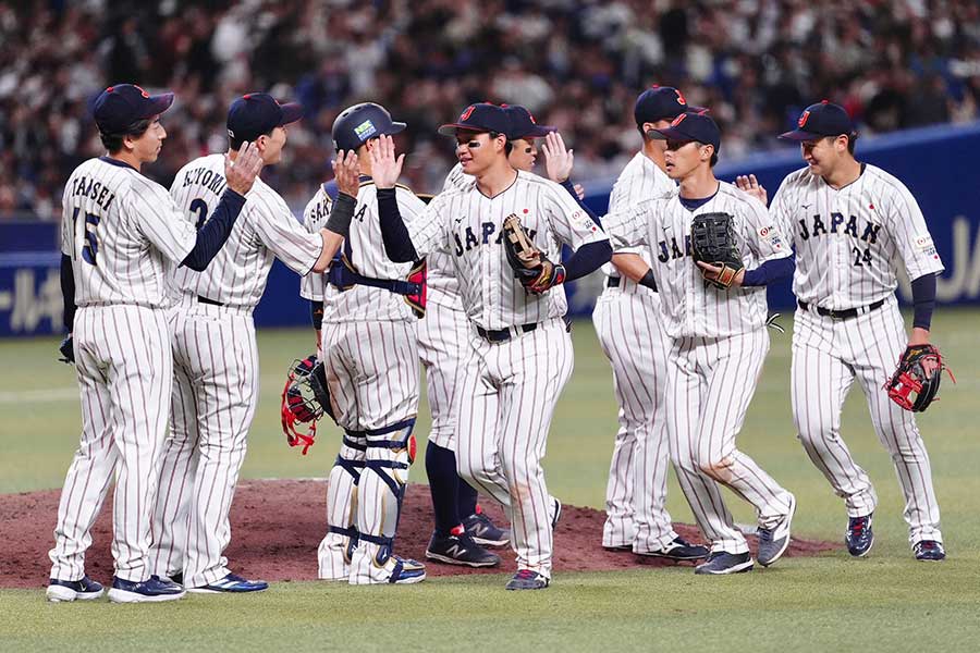 侍ジャパンナインたち【写真：小林靖】