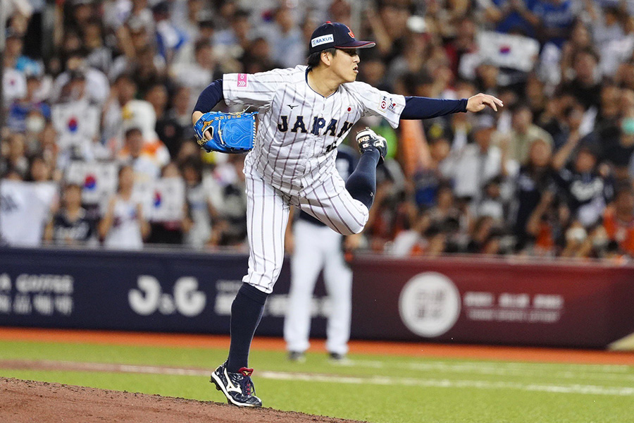 韓国戦に登板した侍ジャパン・隅田知一郎【写真：小林靖】