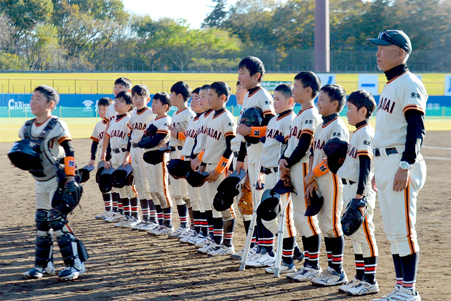 関東大会で初優勝した旗の台クラブ【写真提供：フィールドフォース】