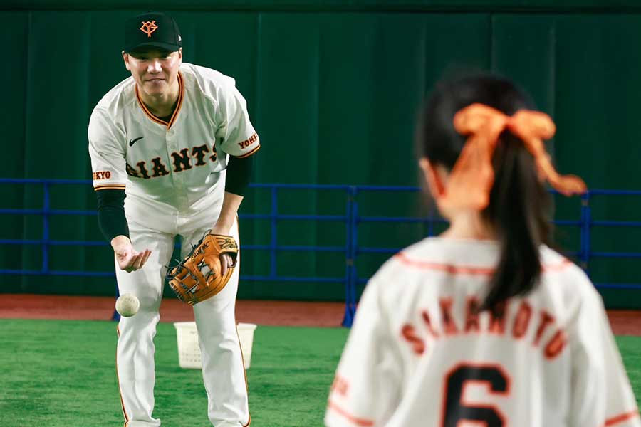 フェンフェスタに参加した巨人・坂本勇人【写真：小池義弘】