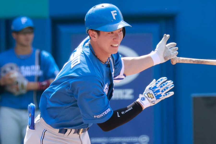 巨人が獲得を発表した松本剛【写真:小池義弘】