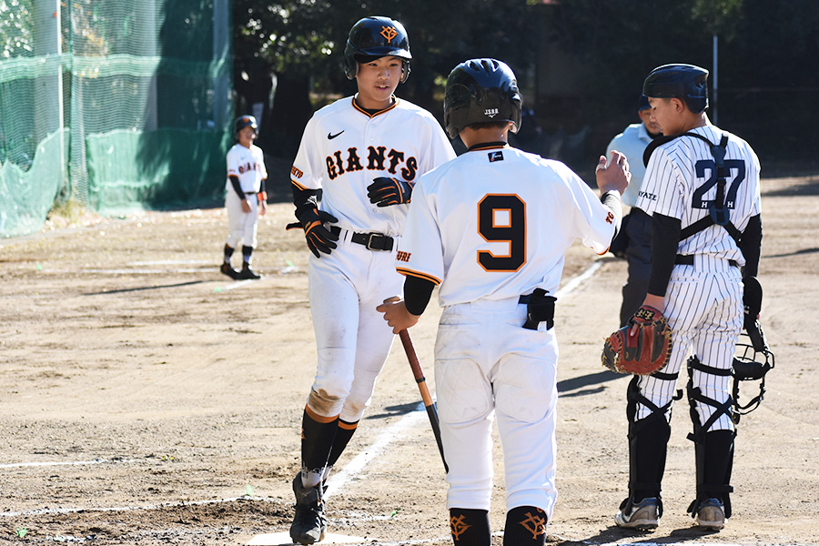 今年のチームは堅守から1点を奪いに行く粘りが特徴【写真：高橋幸司】