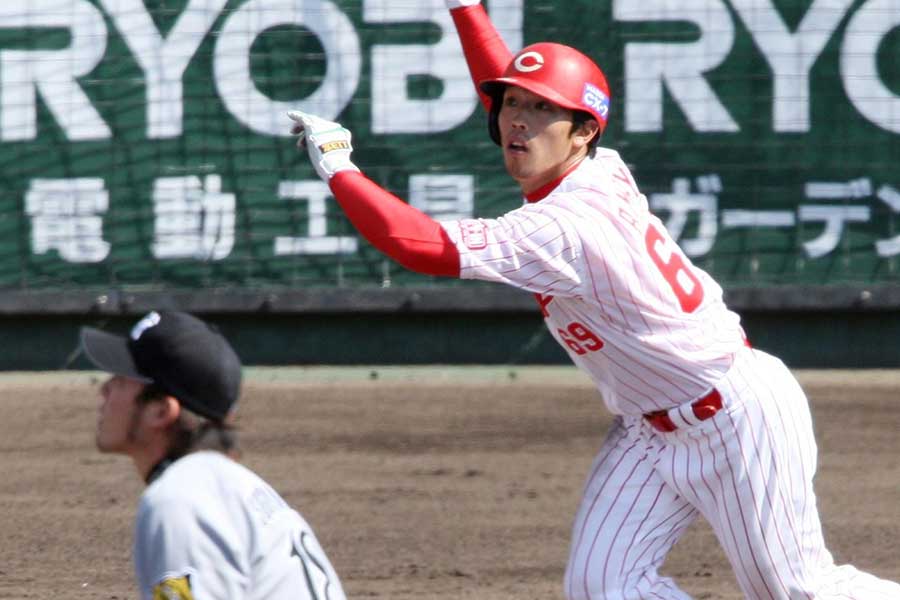 広島時代の天谷宗一郎氏【写真提供：産経新聞社】