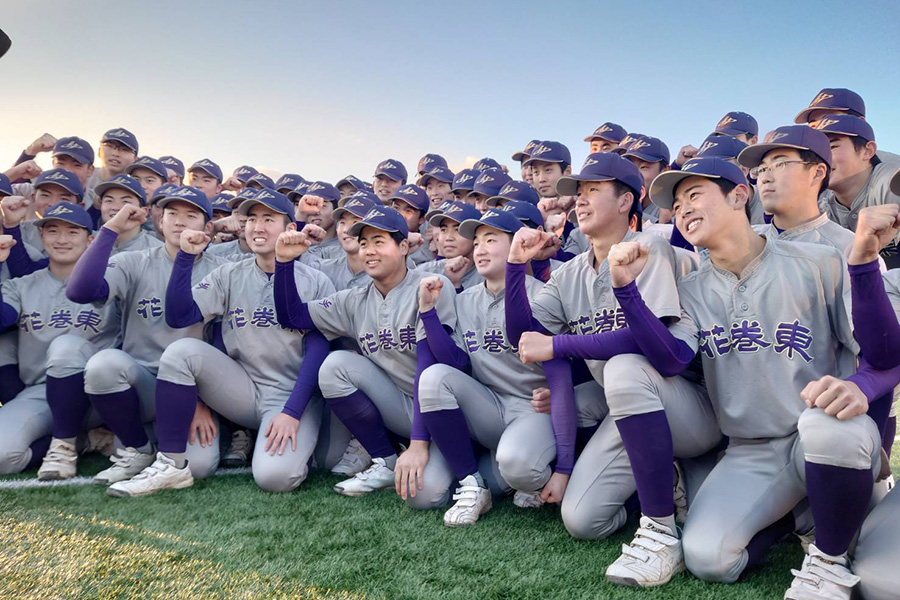 選抜出場を決めた花巻東ナイン【写真：佐々木亨】