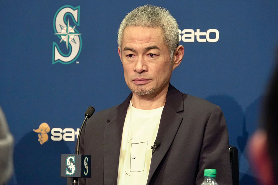 米殿堂入りの会見に臨んだイチロー氏【写真：川村虎大】