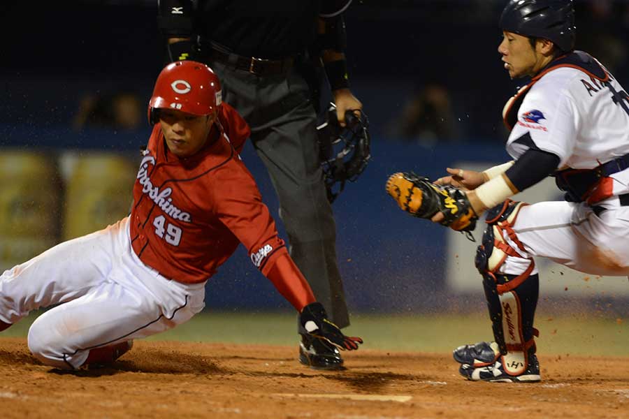 広島時代の天谷宗一郎氏【写真提供：産経新聞社】