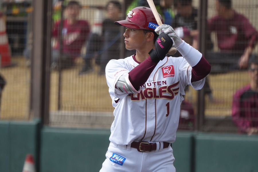 日本ハムとの練習試合に出場した楽天・宗山塁【写真：町田利衣】