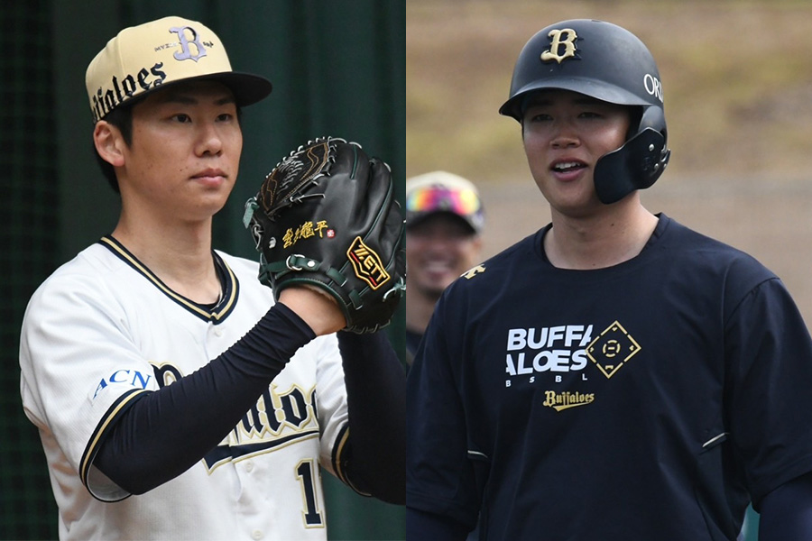 オリックス・曽谷龍平（左）と太田椋【写真：北野正樹】