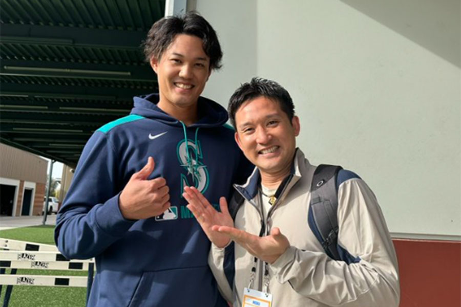 マリナーズ・藤浪晋太郎（左）と元日ハム杉谷拳士氏（写真は杉谷拳士氏のX投稿をスクリーンショット）