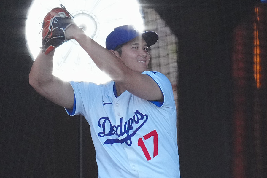 フォトデーで撮影を行ったドジャース・大谷翔平【写真：荒川祐史】