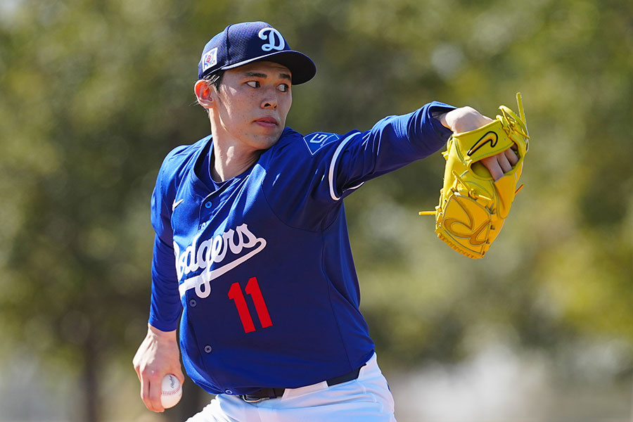 ライブBPで登板したドジャース・佐々木朗希【写真：荒川祐史】