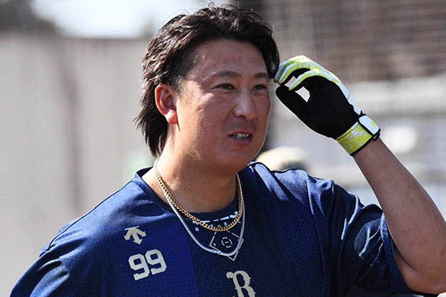 激痩せした姿でキャンプに臨んだオリックス・杉本裕太郎【写真：北野正樹】