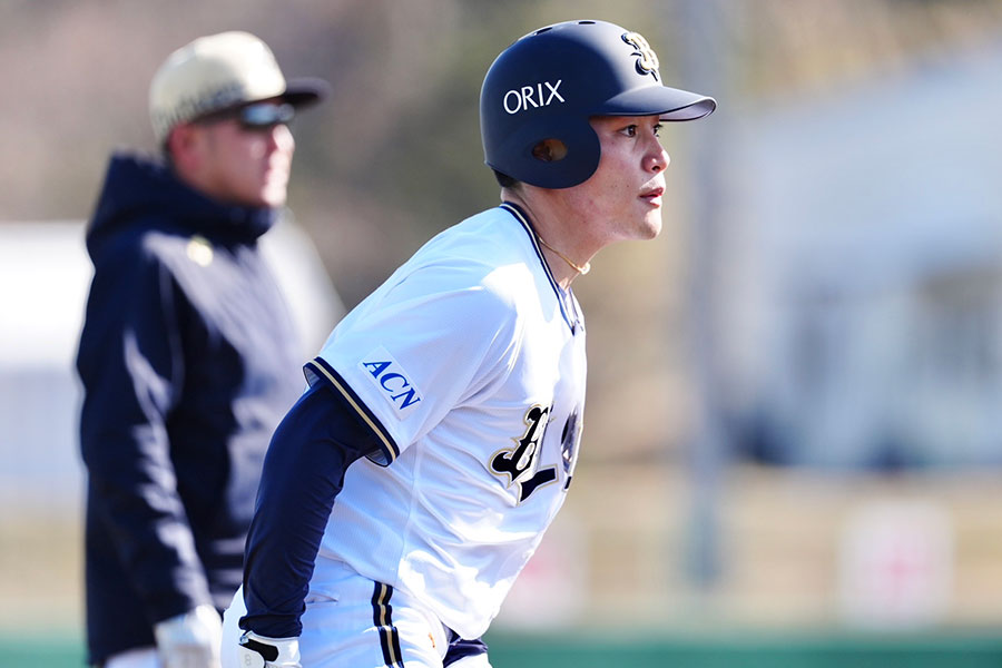 オリックス・麦谷祐介【写真：小林靖】