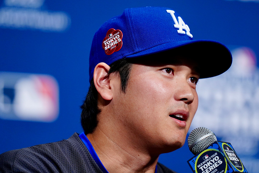 会見に臨んだドジャース・大谷翔平【写真：矢口亨】